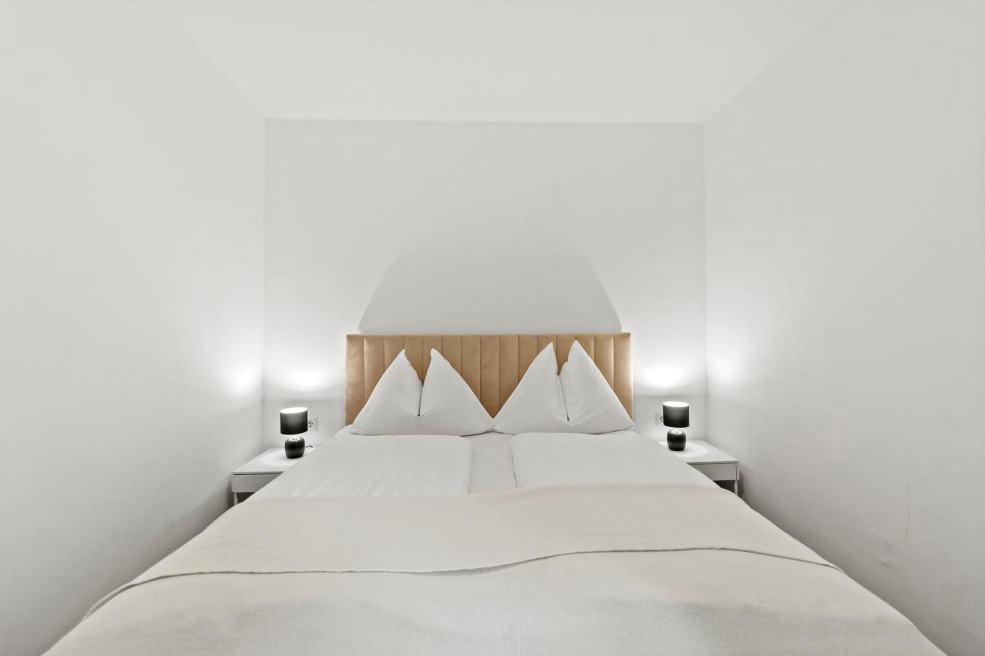 Stilvolles Zuhause Mit Terrasse Apartment Bruck an der Mur Exterior photo