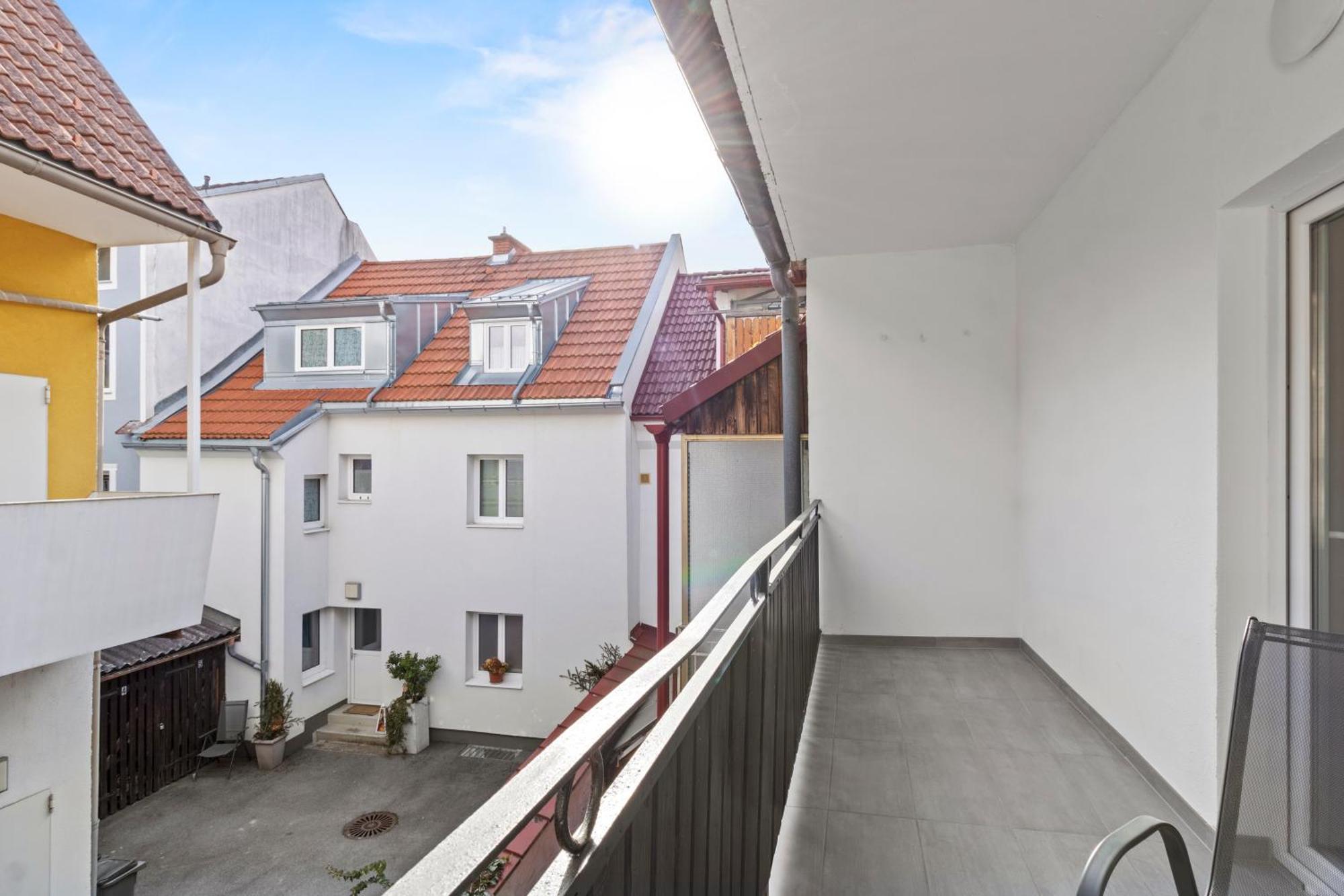 Stilvolles Zuhause Mit Terrasse Apartment Bruck an der Mur Exterior photo